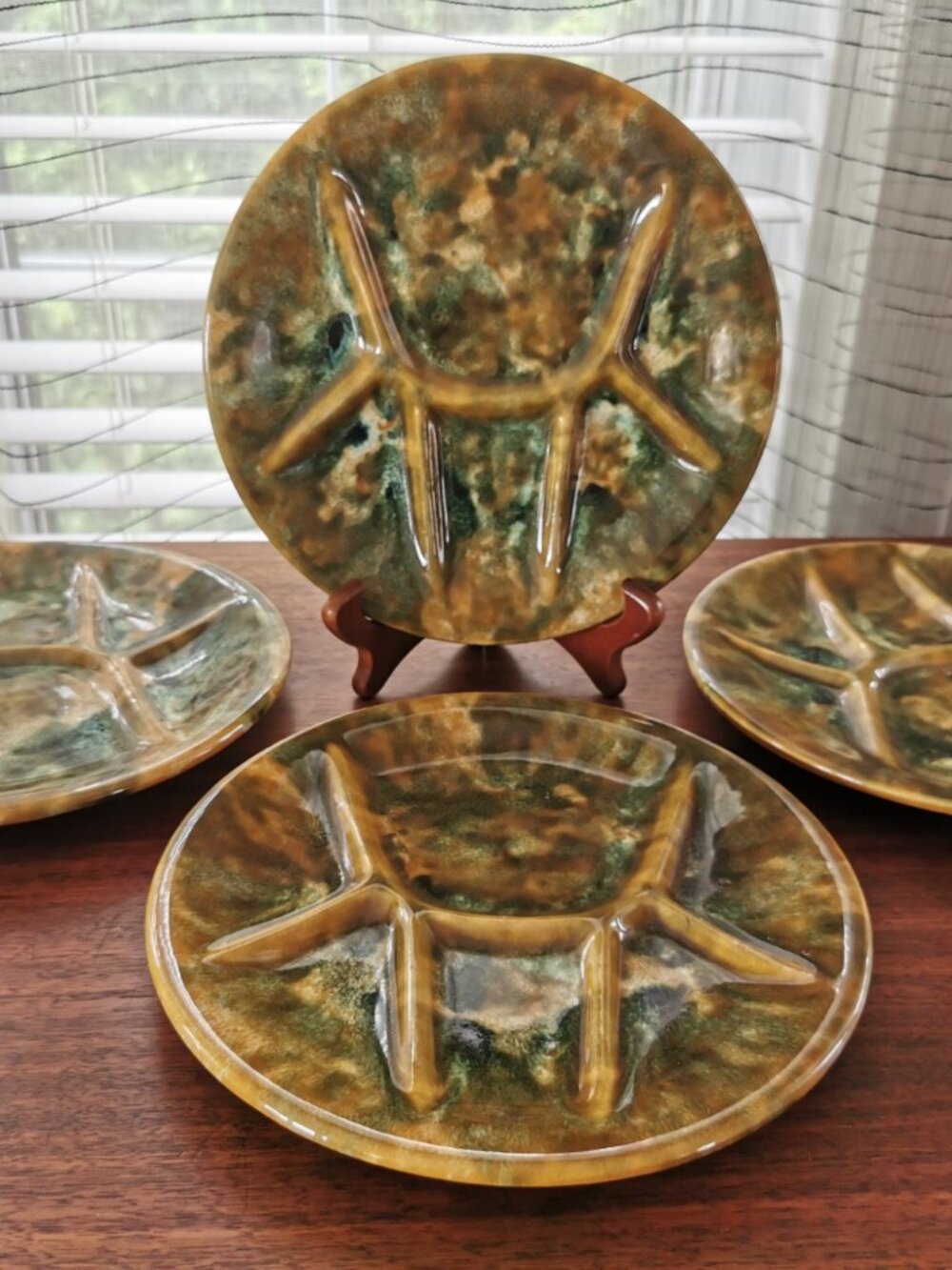Beauce Art Pottery Fondue Plates Set of 4 VTG Marbled Glaze 6 section Dish 9.25"